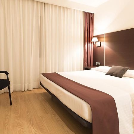 Hotel Plazaola Ірурцун Екстер'єр фото