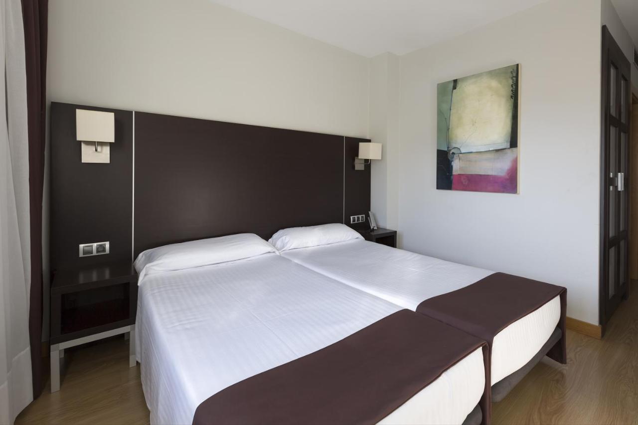 Hotel Plazaola Ірурцун Екстер'єр фото