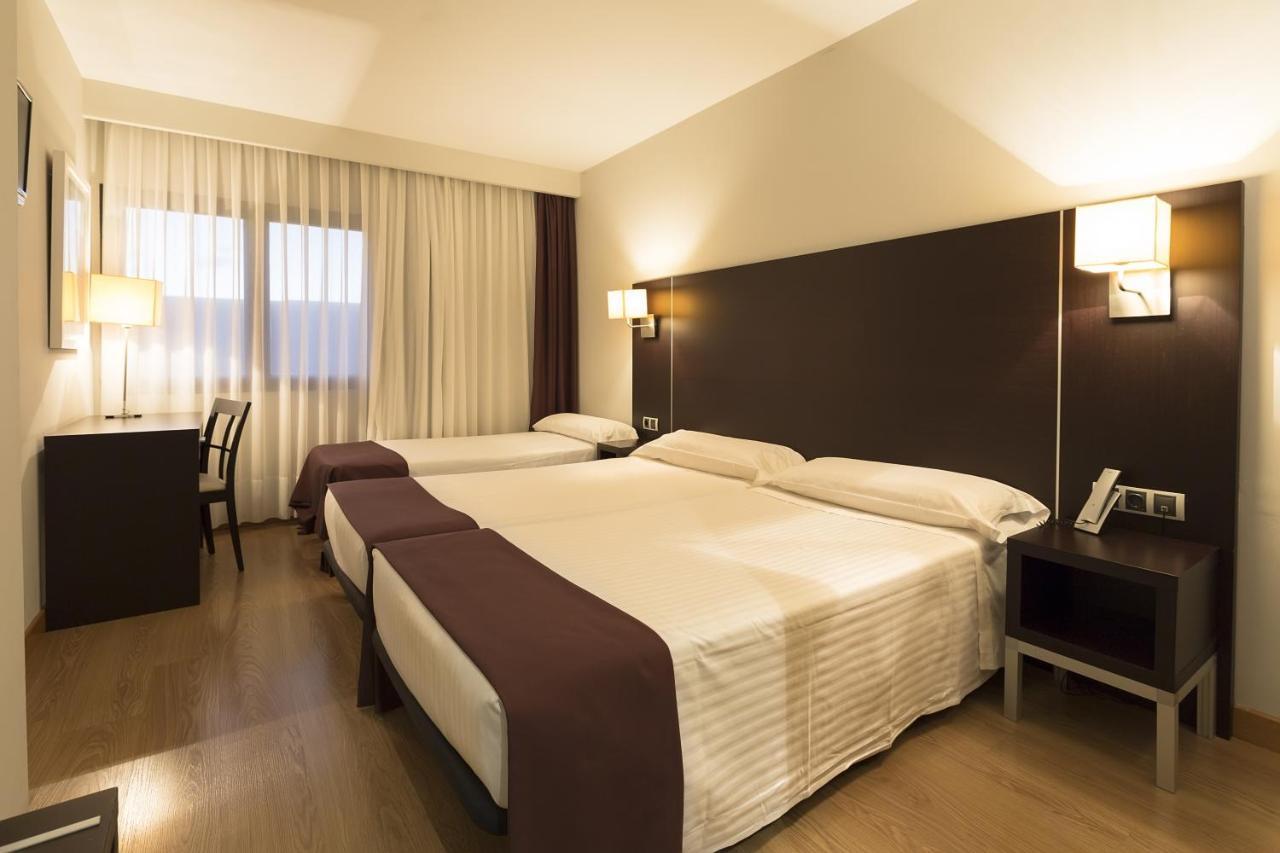 Hotel Plazaola Ірурцун Екстер'єр фото
