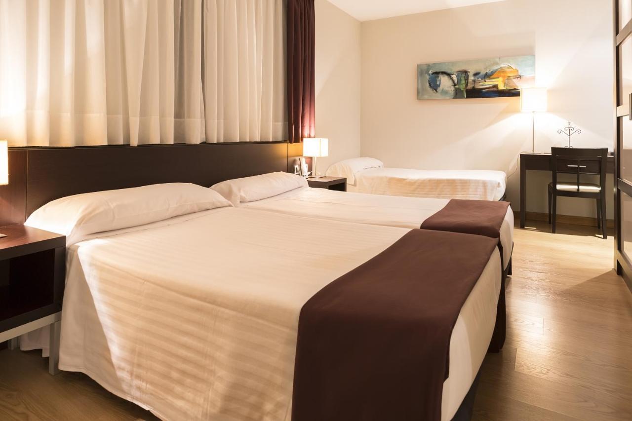 Hotel Plazaola Ірурцун Екстер'єр фото