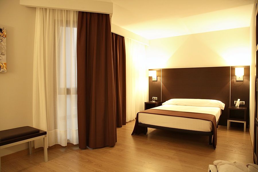 Hotel Plazaola Ірурцун Екстер'єр фото